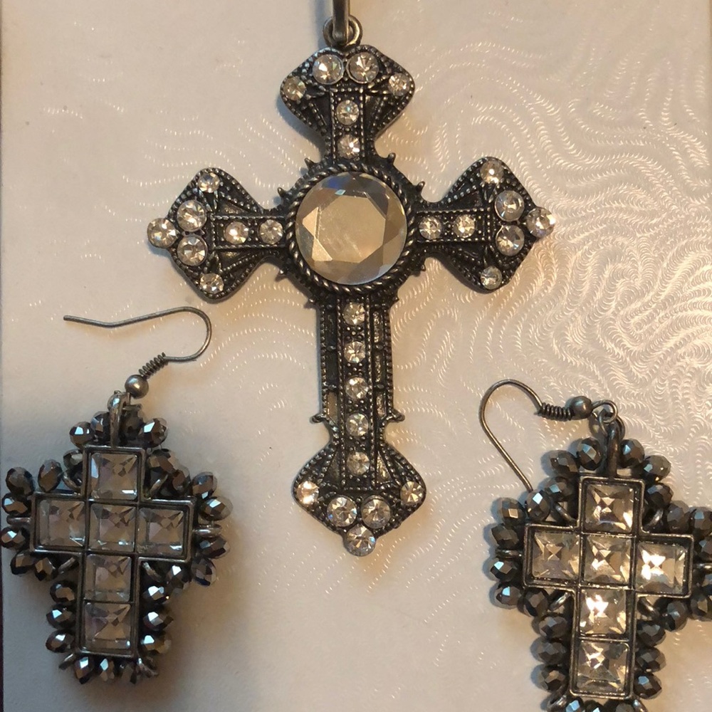 💐Crystal Cross Necklace & Earring Set🌷